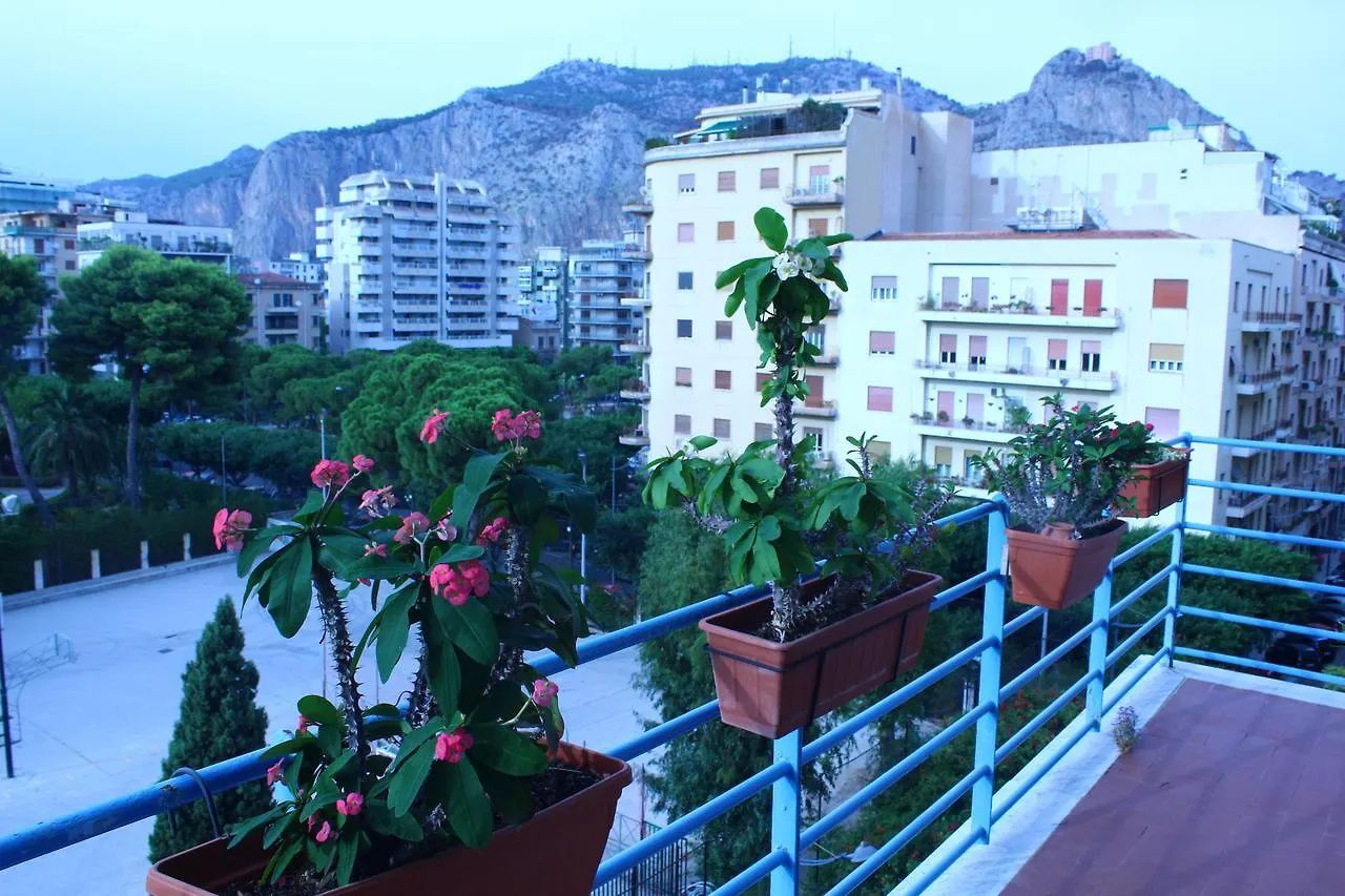Esedra B&B Palermo Bed & Breakfast